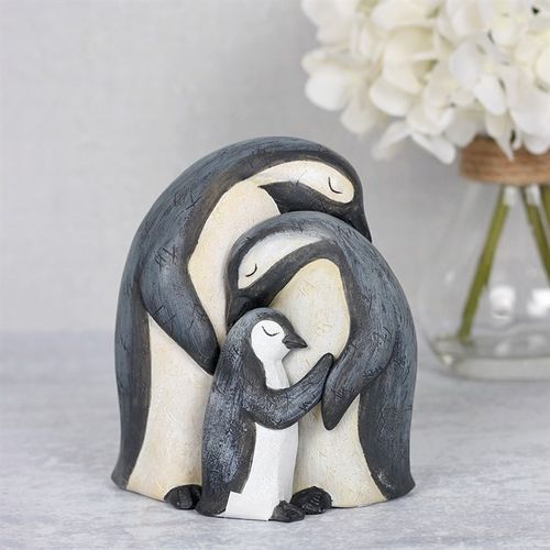 PENGUIN FAMILY ORNAMENT