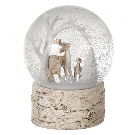Christmas Deer snowglobe 15.5cm